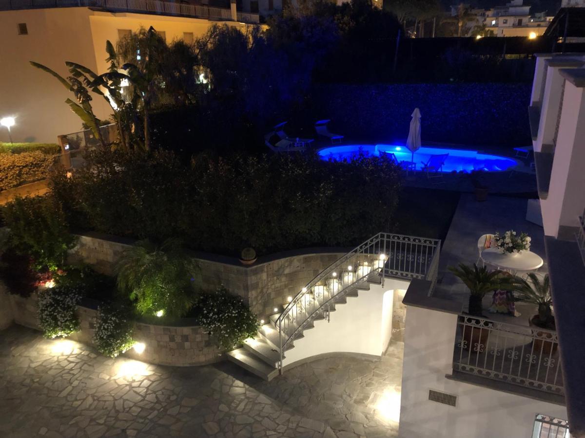 Villa D'Esposito - Sorrento Coast Сант'Анджелло Экстерьер фото