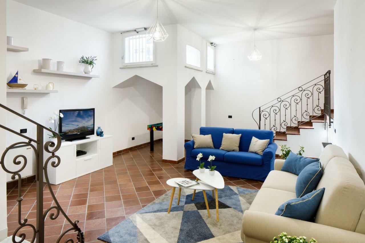 Villa D'Esposito - Sorrento Coast Сант'Анджелло Экстерьер фото